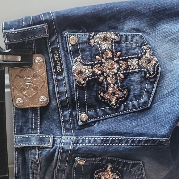 Miss Me style JV589956 Signature Skiinny embellished cross on back pockets 27 - Picture 3 of 4